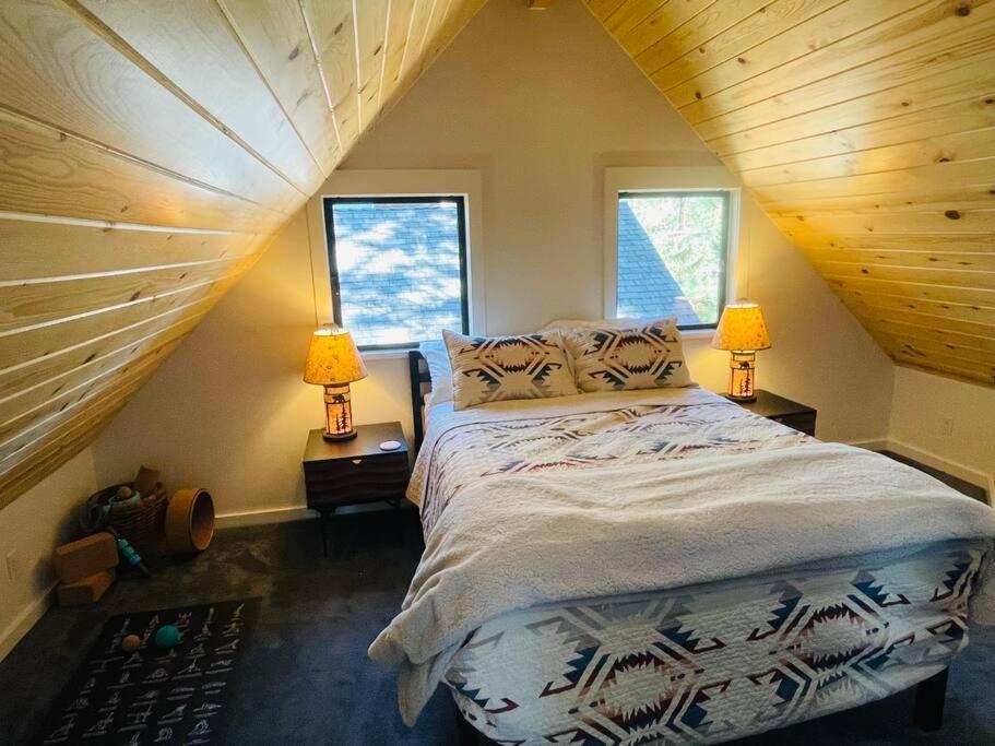 Sled-Ski Lakeside Village Cabin - Spa - Bbq - Firepit - Loft - Games Big Bear Lake Exterior photo